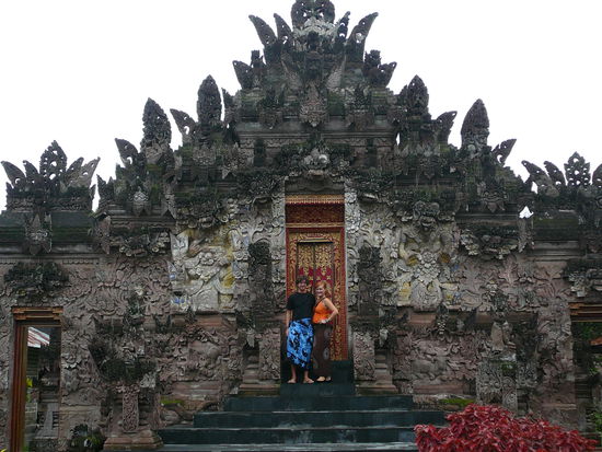 auf dem Weg nach Padang Bai besuchten wir noch einen Tempel