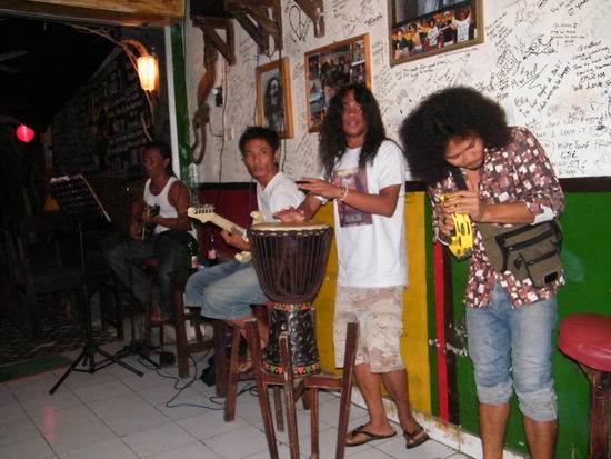 Live Music in der Kinky Reggae Bar