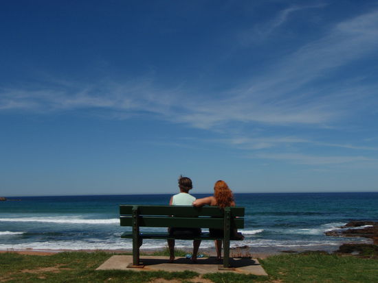 Oma und Enkeltochter 