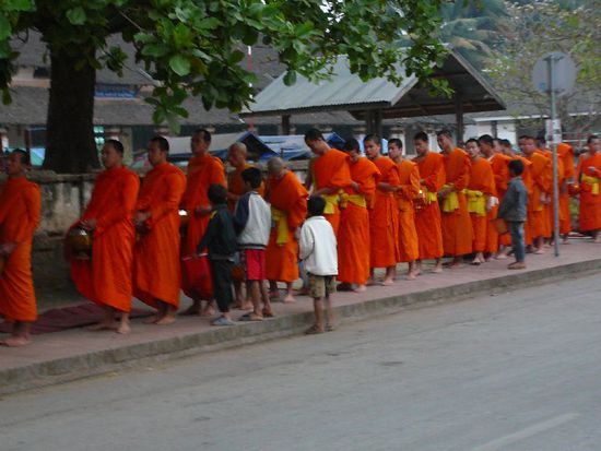 das Schauspiel findet jeden Morgen statt