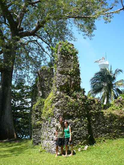 Reste der vom Vulkan zerstörten Kirche