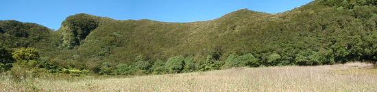 im Krater des einzigen aktiven Vulkans der Insel