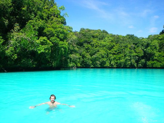 und um die Ecke warn wir schwimmen... 