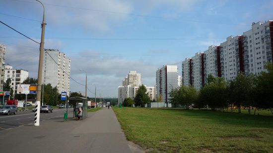 Das Wohnviertel wo ich fuer vier Naechte schlafen konnte. Laut Viktoria nennen die Russen diese Wohnviertel "Sleepingareas" da sie wohl nur zum schlafen hierher kommen, ansonsten bei der Arbeit sind oder die freie Zeit bei ihrer Datscha auserhalb oder im Randbereich der Stadt verbringen.