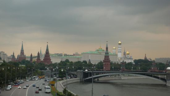 Blick zum Kremmel von Christ Erloeser Kathedrale ais