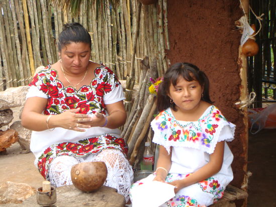 Alle trugen diese typischen weissen Kleider