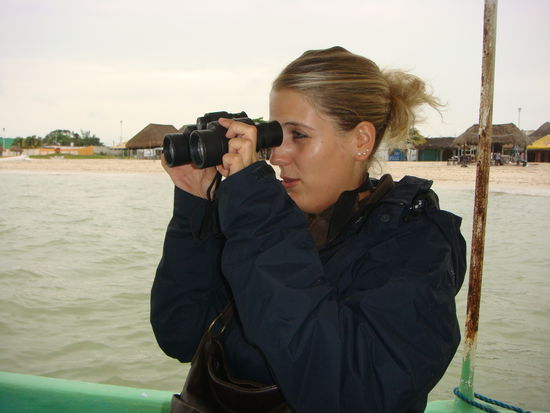 Mit Feldstecher bewaffnet 