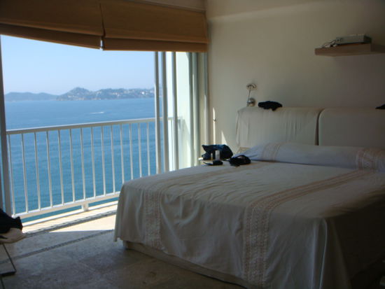 Vom Bett aus hoerten wir das Meer rauschen