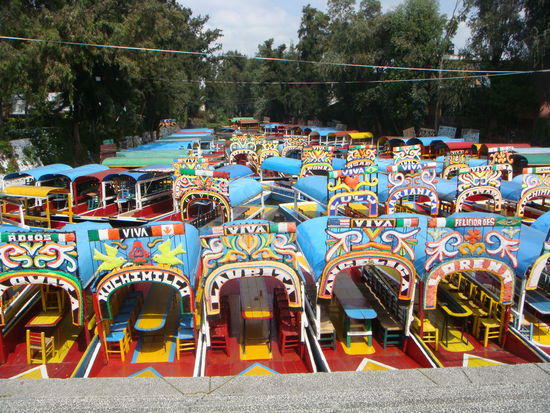 Alle Boote hatten einen Namen. Unser Schiff hiess Juanita. Eins hiess sogar Claudia 