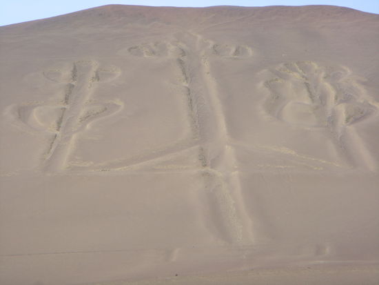 Zeichen im Wuestensand