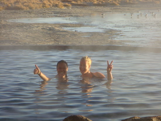 Bad in der heissen Qulle um ca 5.30 Uhr... Aah, was für eine Wohltat 