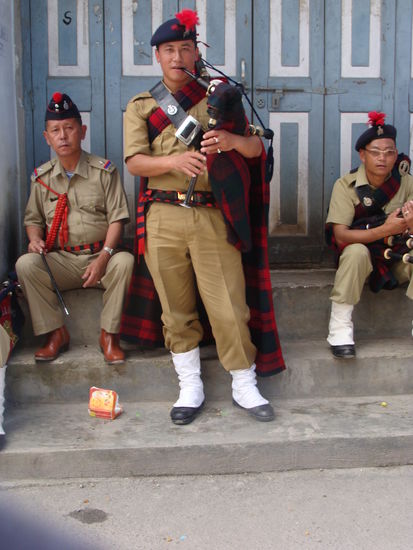 Darjeeling Police Bag Pipers