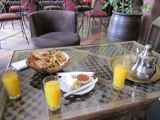 lecker Frühstück im Hotel