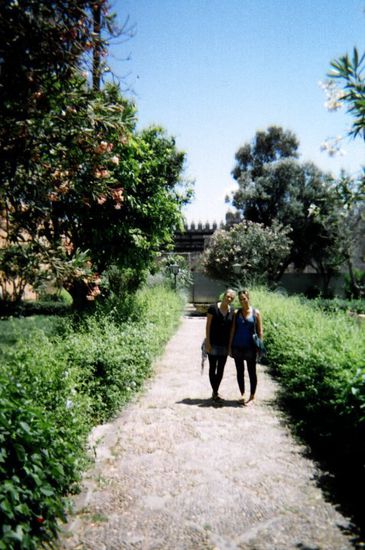 In einem wunderschönen Park inmitten der Festung am Atlantik