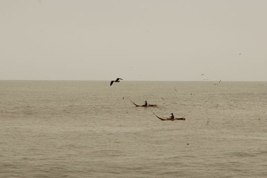 In Huanchaco haben die Fischerboote...