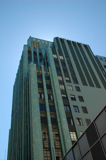 moderner Mittelpunkt.