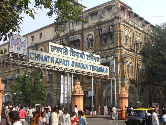 Herz des lokalen Eisenbahnetzes und Sinnbild des Kolonialismus