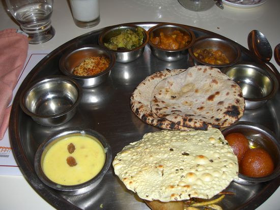 orientalisch gewuerzte Gemuesevariationen in Schaelchen - da laeuft einem das Wasser im Munde zusammen