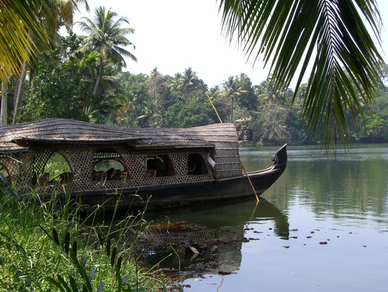 Unsere Reisbarke wird ...