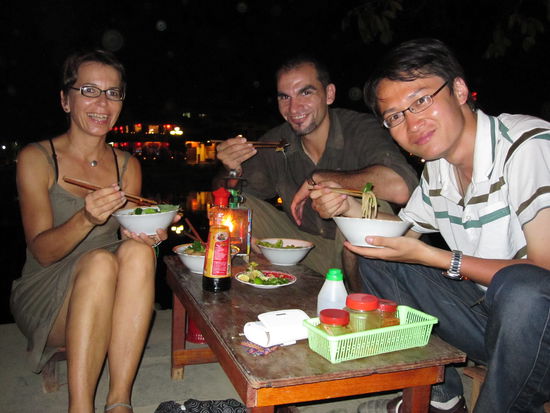 ... mit Manu aus Spanien und "Emmanuel" aus China