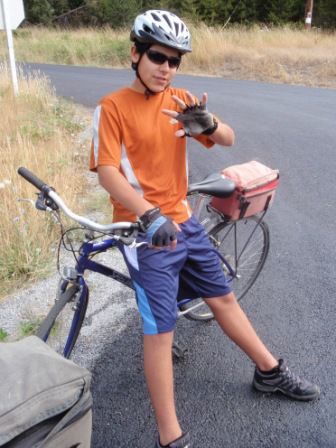 Dort wollten wir eine Velotour machen um die Insel. Als wir nach 1 Std. auf der Insel ankamen, war es ein komisches Gefühl, seit über einem halben Jahr sass ich nicht mehr auf dem Velo.