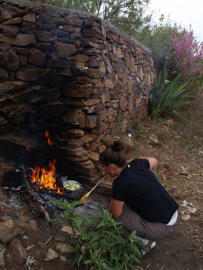 Kochen mussten wir am Feuer, da wir keinen Kocher mit dabei hatten.