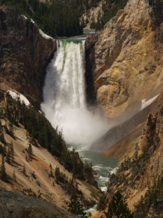 Die unteren Wasserfaelle im Grand Canyon of Yellowstone