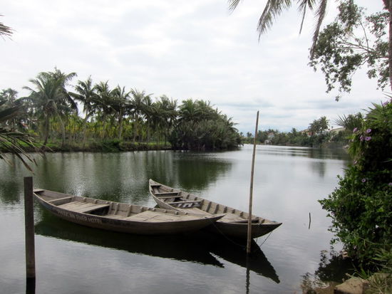 Impression von einer Velotour flussaufwärts