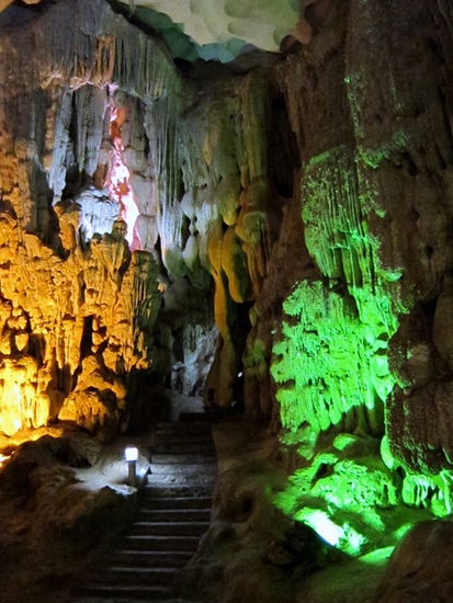 Thien Cung Höhle - Die Farben kommen leider nicht so zur Geltung