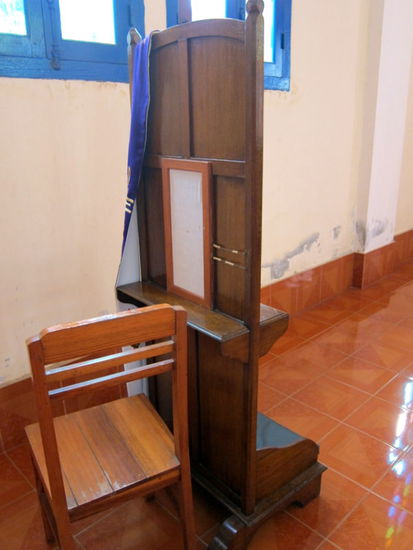 Beichten auf Laotisch - Wunderbar anonym