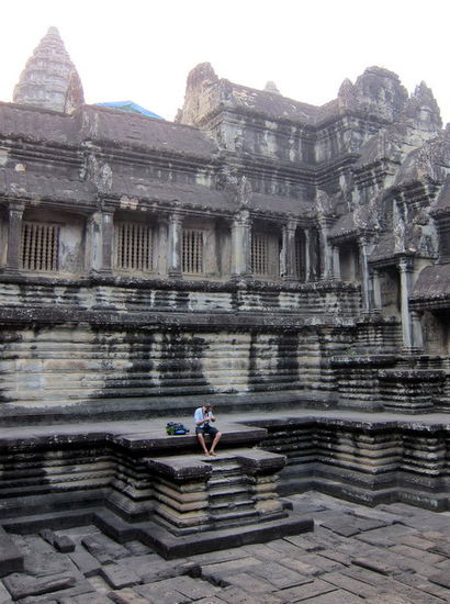 Angkor Wat - Eines der Reinigungs-Bassin's auf der ersten Stufe