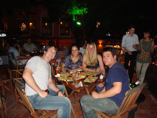 Flowbar 1 mit super schöner Dachterasse.Lustiger Abend