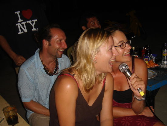 unsere barbie girl singers...anke behauptete zu anfang sie werde NIEMALS singen 