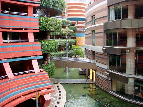 der canal city shoppingkomplex