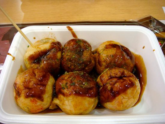 eine weitere spezialität...reisbällchen mit oktopus