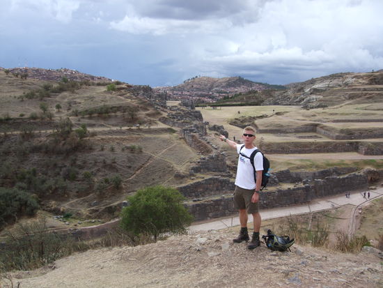 Sven @ Sacsayhuamán (Ruine der Inkafestung oberhalb von Cusco).