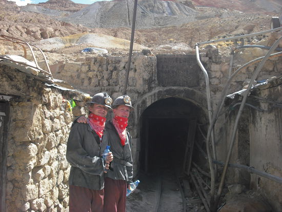 Am Eingang zur Mine.