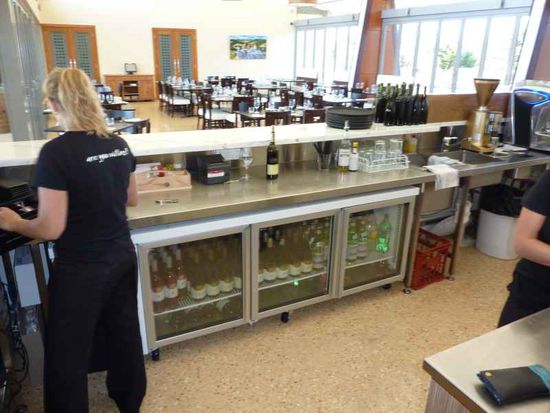 Hier steht Kai immer und macht die Getränkebestellungen!