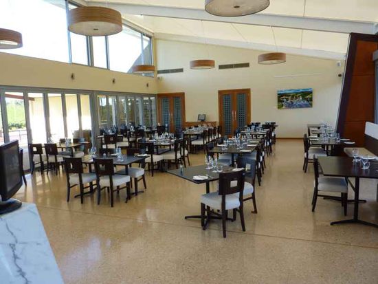 Restaurant Innenbreich; wird aber eigentlich nur genutzt wenn draussen nichts mehr frei ist