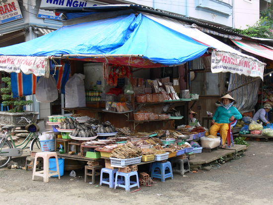 Trockenfischstand, riecht übel sieht aber interessant aus