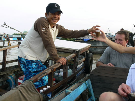 "Starbucks" auf dem Mekong