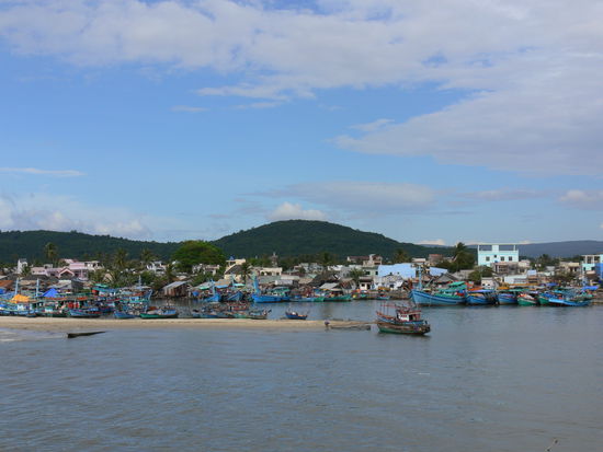 Hafeneinfahrt von Duong Dong