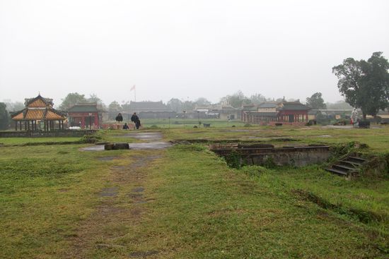 leider wuerden waehrend der TET Offensive des Vietnam Kriegs das meiste zerbomt. Wird heute jedoch restauriert.