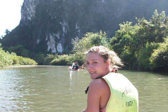 Julia auf unserem 2er Kayak