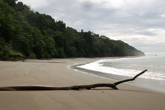 Unnd dann gings auch am Strand entlang. Der Pazifik kann auch sehr schoen sein!!!