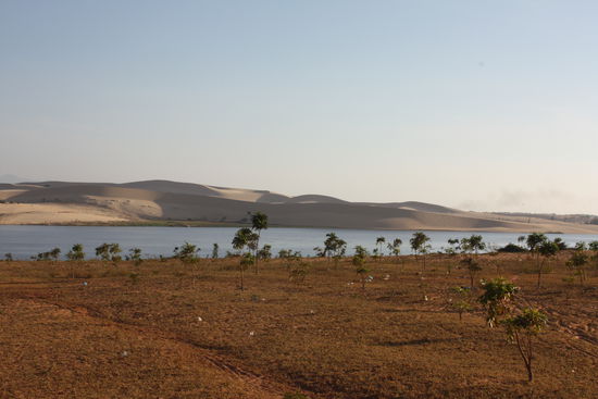 Der Lotussee mit Sanddünen, sponsort by Vicky und Nam