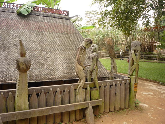 Was macht der Typ denn da?