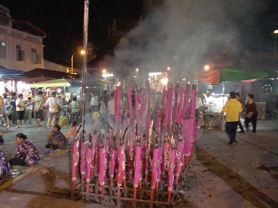 das sind doch mal ordentliche Räucherstäbchen oder?