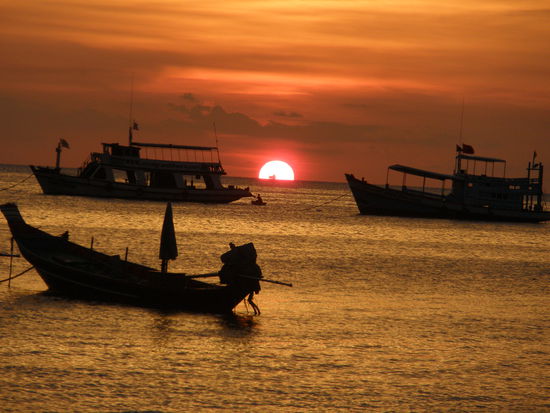 Unser letzter Sonnenuntergang auf dieser Reise bei uns am Strand