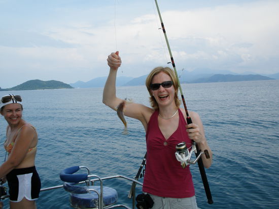 Nadine und ihr erster Fisch...